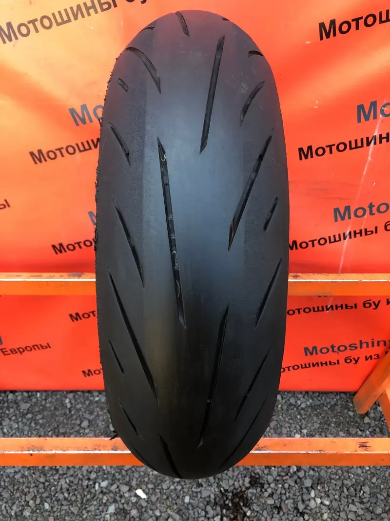 Мотошина б/у 180/55 R17 Bridgestone Battlax Hypersport S22