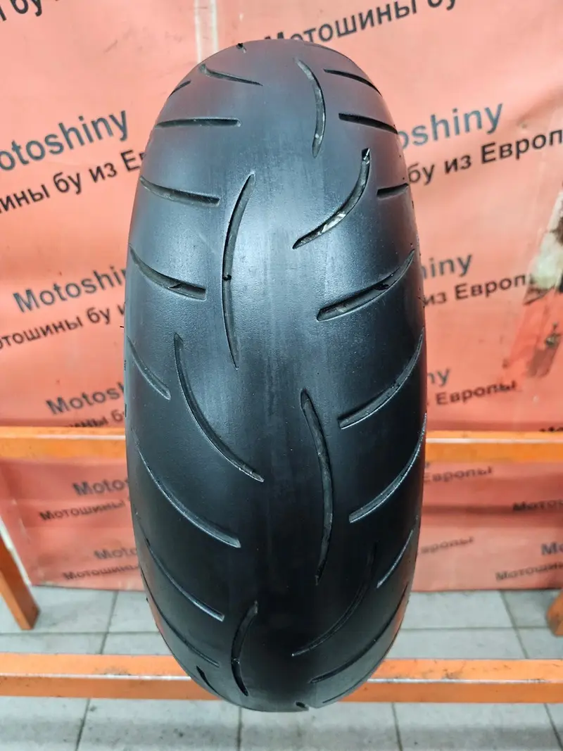Мотошина б/у 180/55 R17 Metzeler Roadtec Z8