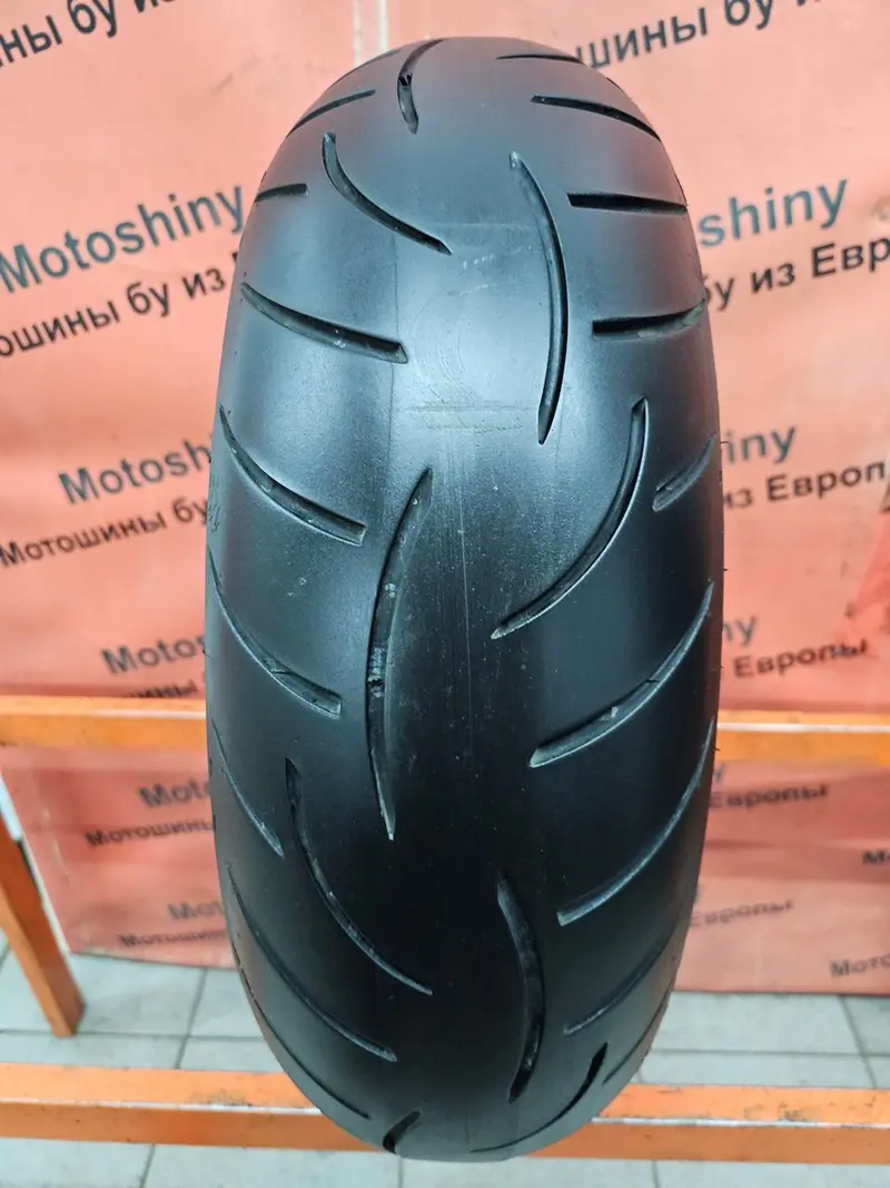 Мотошина б/у 180/55 R17 Metzeler Roadtec Z8