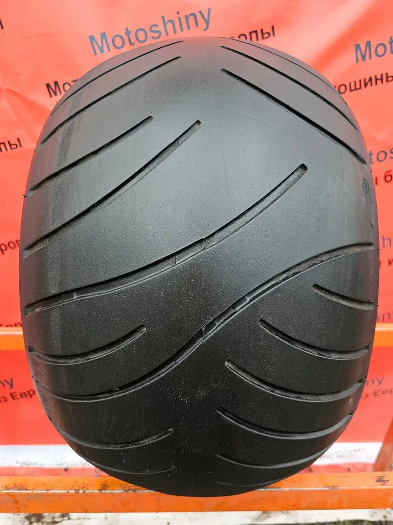 Мотошина б/у 330/30 R17 Avon Venom