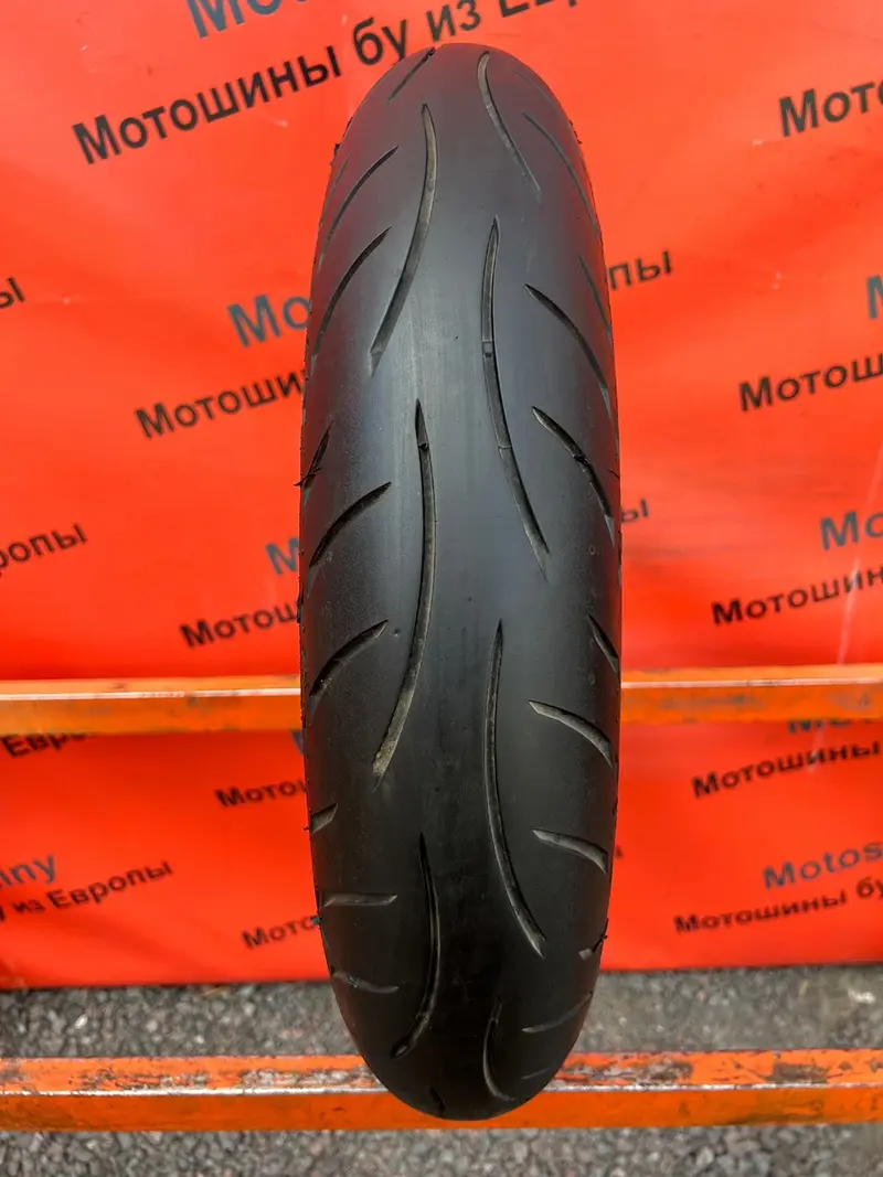 Мотошина б/у 120/70 R17 Metzeler M5