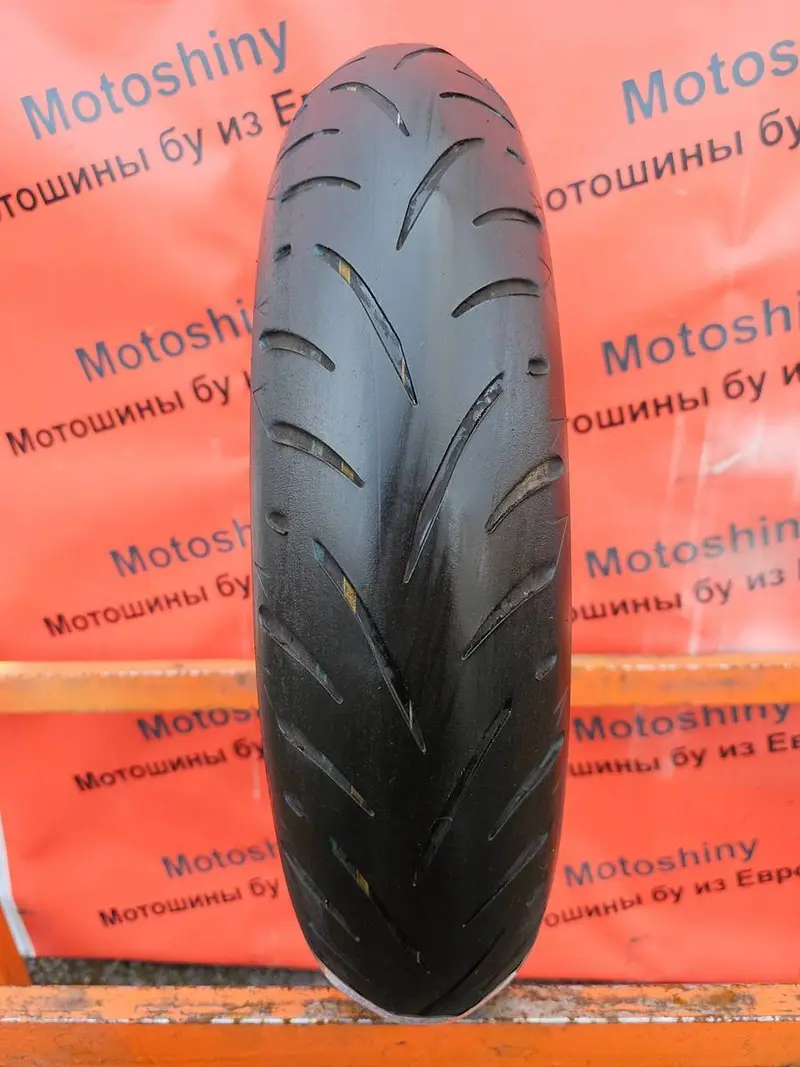 Мотошина б/у 120/70 R17 Bridgestone Battlax Sport Touring T31