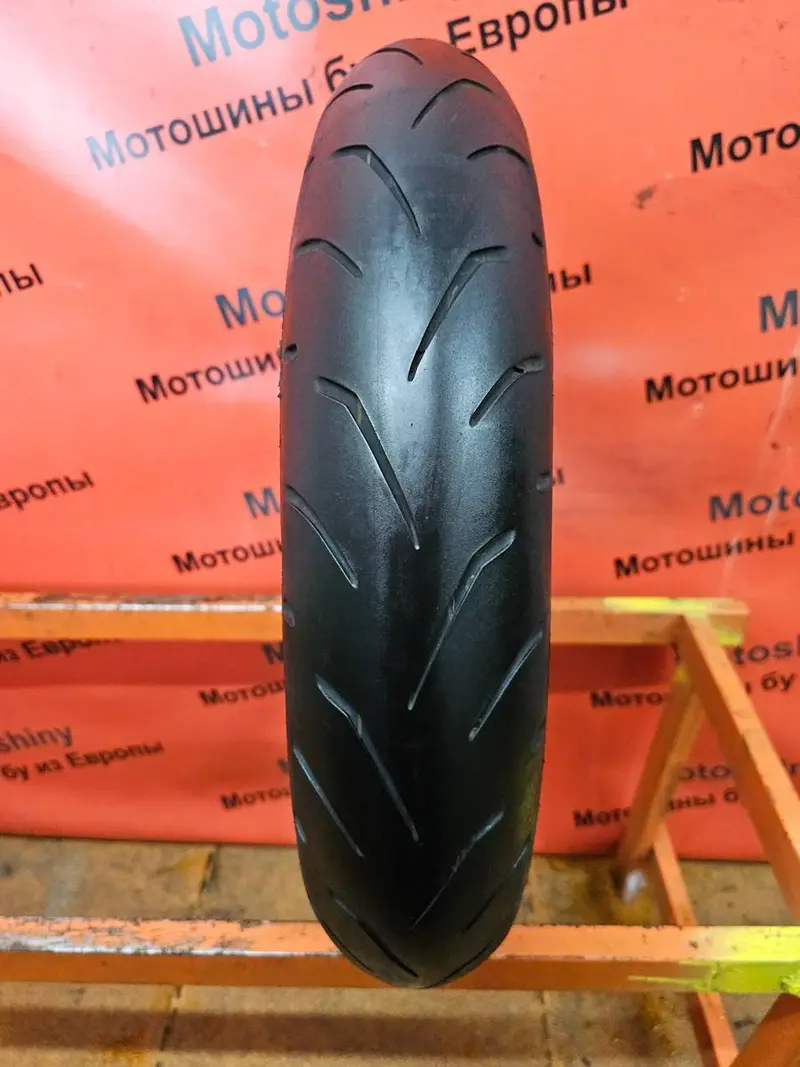 Мотошина б/у 120/70 R17 Bridgestone Battlax Hypersport S20