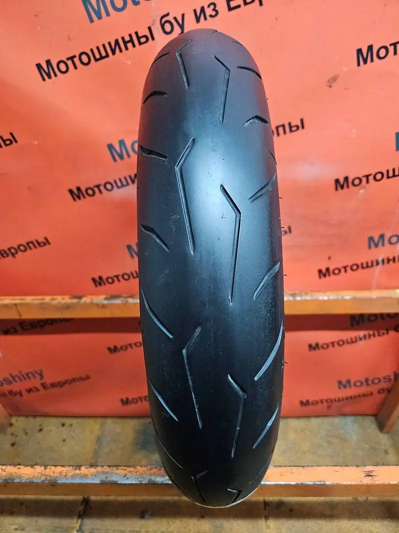 Мотошина б/у 120/70 R17 Pirelli Angel GT