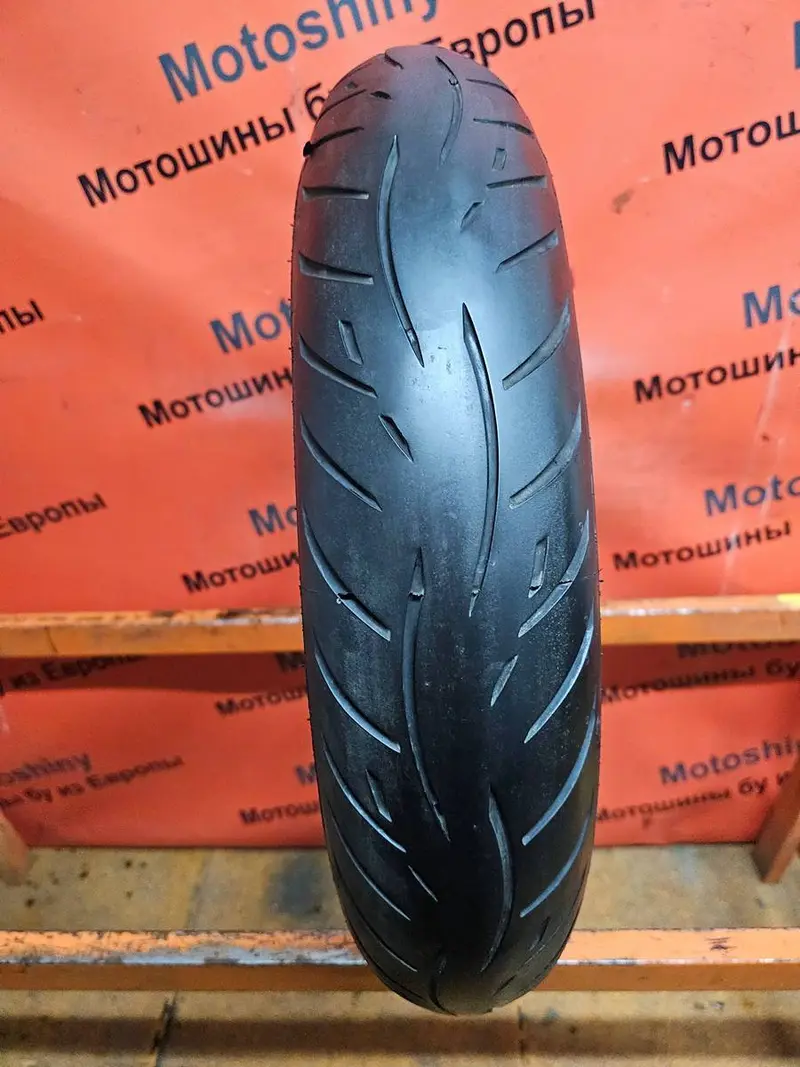 Мотошина б/у 120/70 R18 Metzeler Roadtec Z8