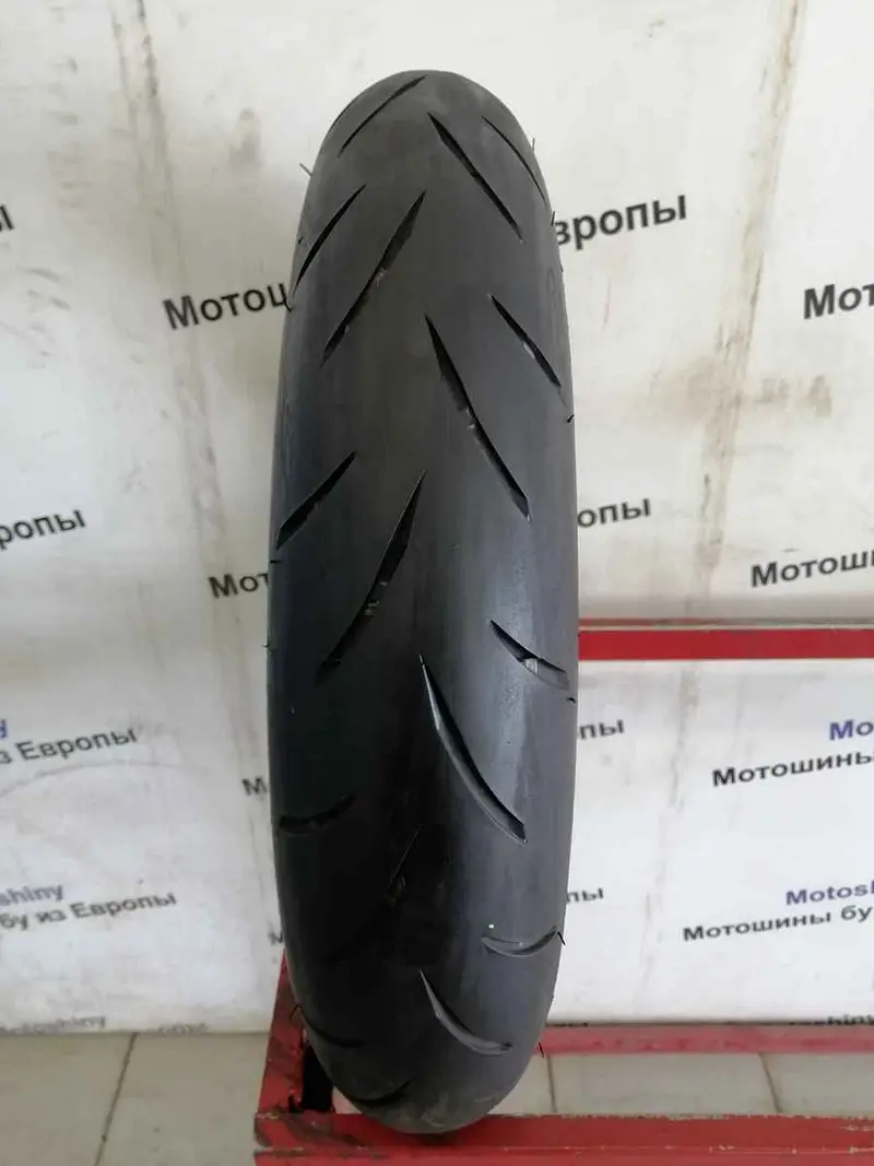 Мотошина б/у 120/70 R17 Bridgestone Battlax BT021