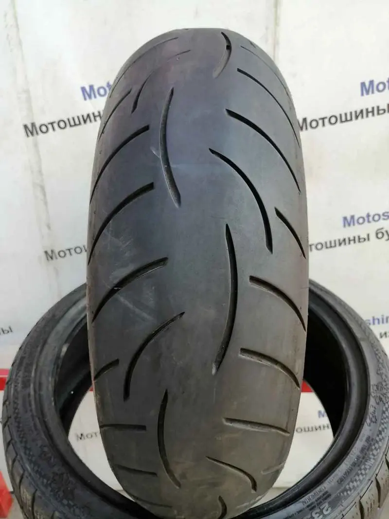 Мотошина б/у 180/55 R17 Metzeler Roadtec Z8