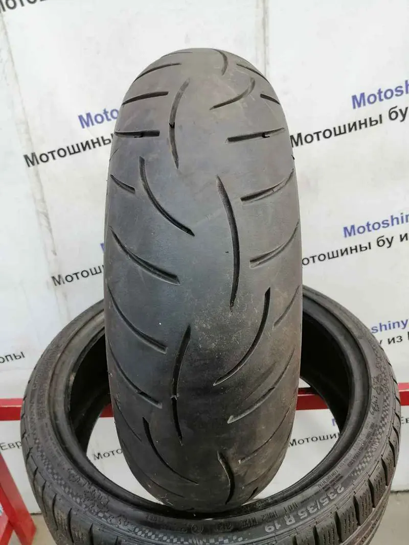 Мотошина б/у 180/55 R17 Metzeler Roadtec Z8