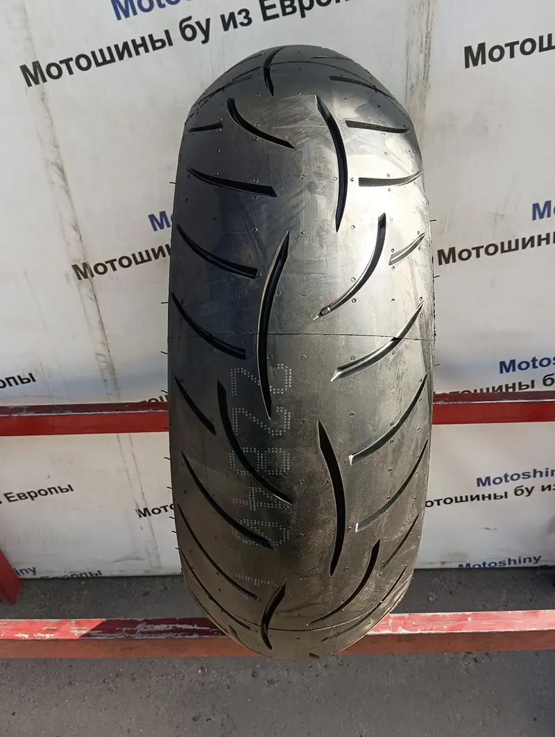 Новая мотошина 190/50 R17 Metzeler Roadtec Z8