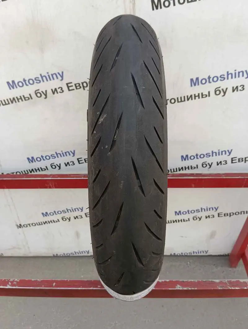 Мотошина б/у 120/70 R17 Bridgestone Battlax Hypersport S22
