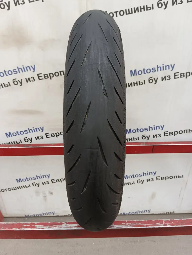 Мотошина б/у 120/70 R17 Bridgestone Battlax Hypersport S22