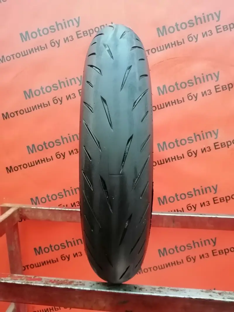 Мотошина б/у 120/70 R17 Bridgestone Battlax Hypersport S22