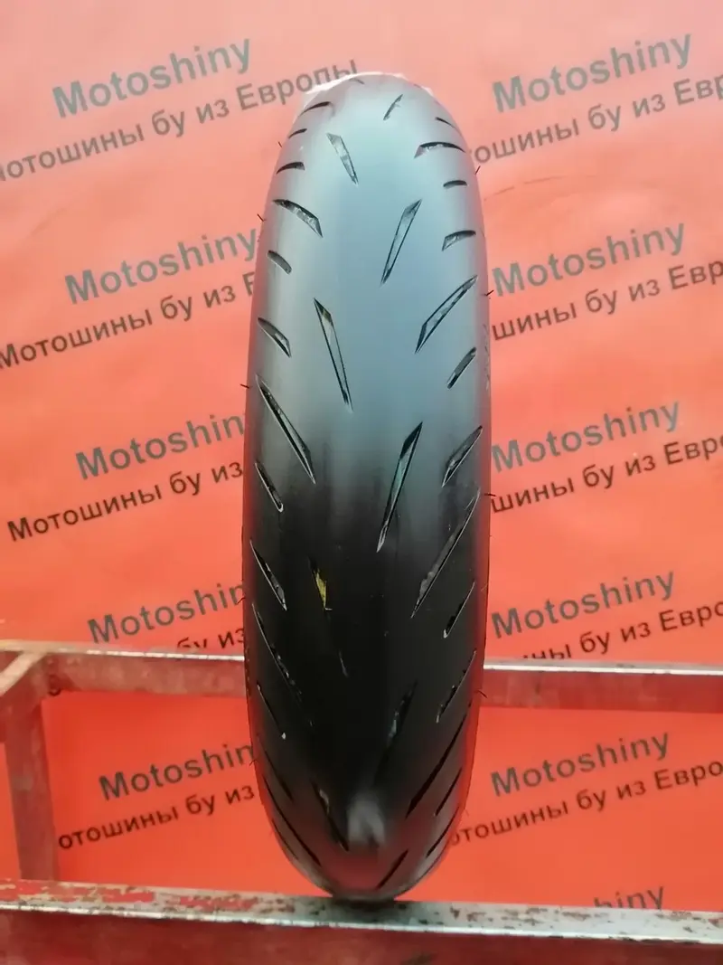 Мотошина б/у 120/70 R17 Bridgestone Battlax Hypersport S22