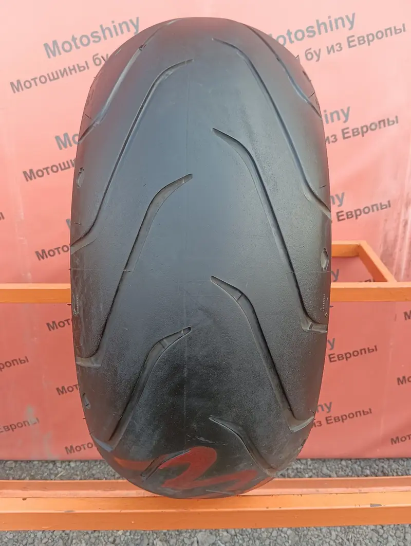 Мотошина б/у 240/40 R18 Michelin Scorcher 11