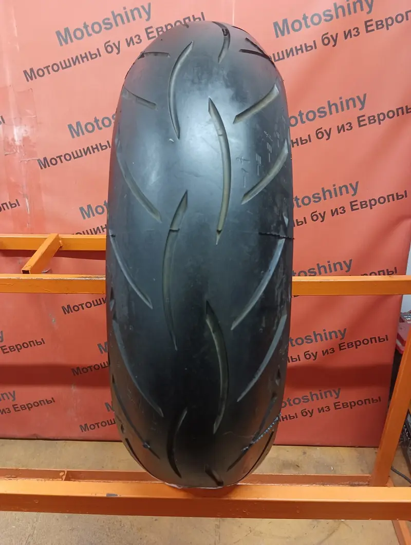 Мотошина б/у 180/55 R17 Metzeler Sportec M5