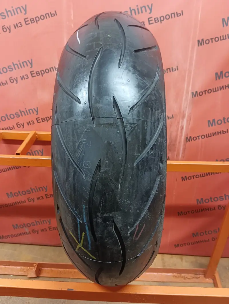 Мотошина б/у 190/55 R17 Metzeler Sportec M5