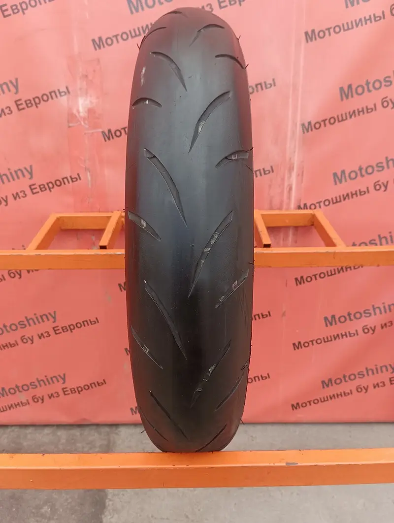 Мотошина б/у 120/70 R17 Bridgestone Battlax Hypersport S21