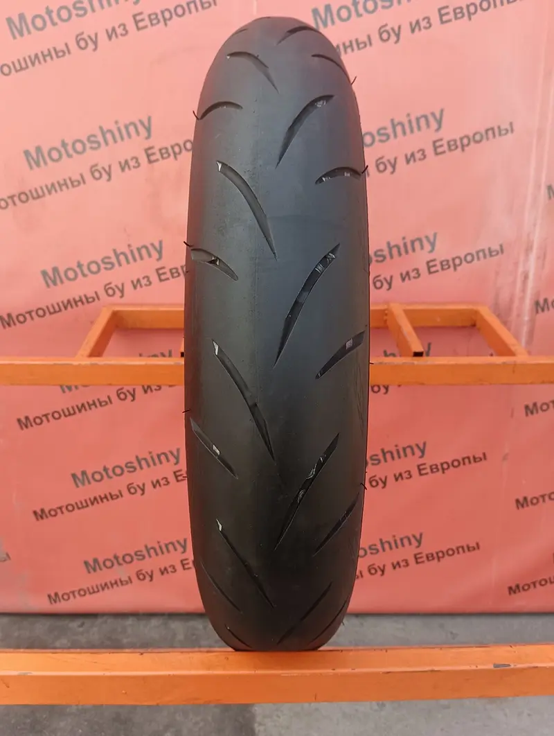 Мотошина б/у 120/70 R17 Bridgestone Battlax Hypersport S21