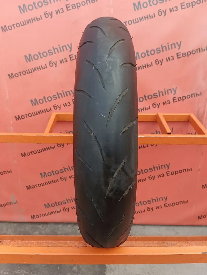 Мотошина б/у 120/70 R17 Bridgestone Battlax Hypersport S21