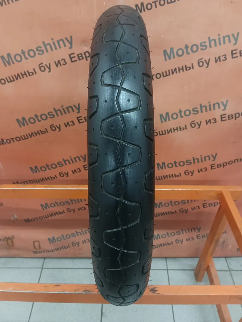 Мотошина б/у 100/90 R18 Pirelli Phantom SportComp