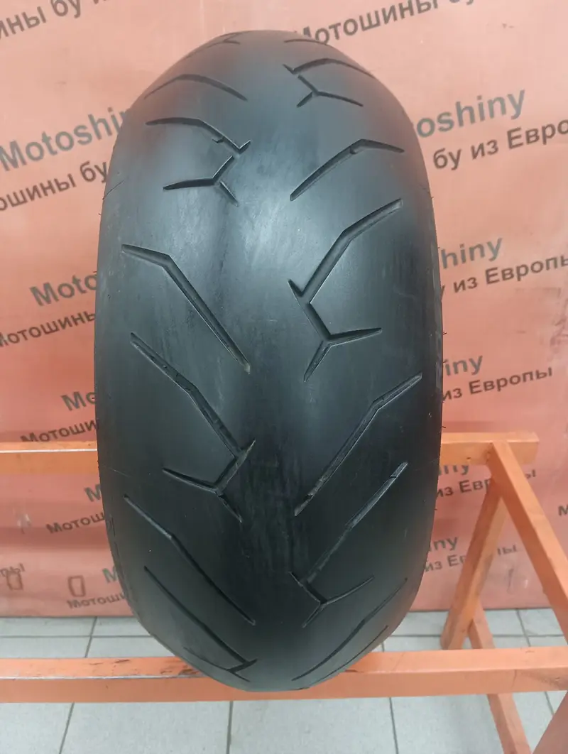 Мотошина б/у 240/45 R17 Pirelli Diablo Rosso 2