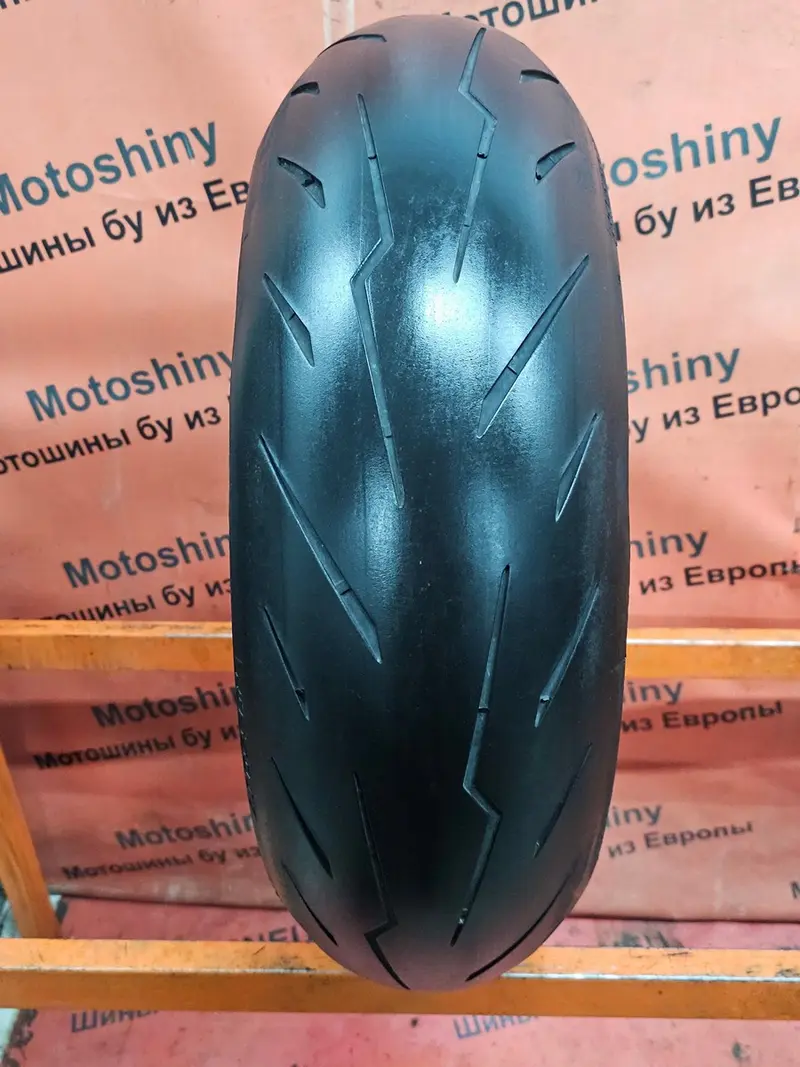 Мотошина б/у 180/60 R17 Pirelli Diablo Rosso 4