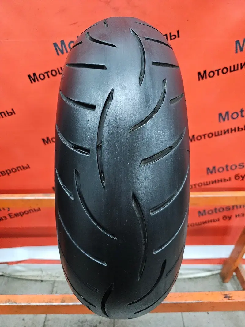 Мотошина б/у 180/55 R17 Metzeler Roadtec Z8