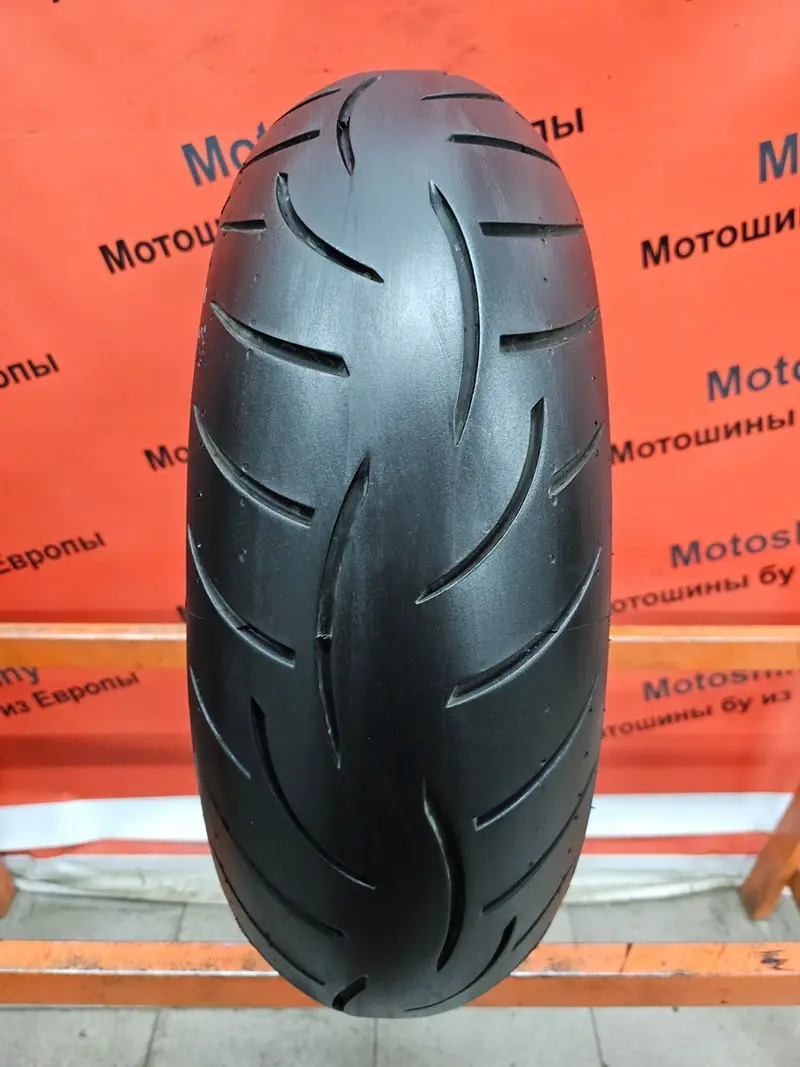 Мотошина б/у 180/55 R17 Metzeler Roadtec Z8