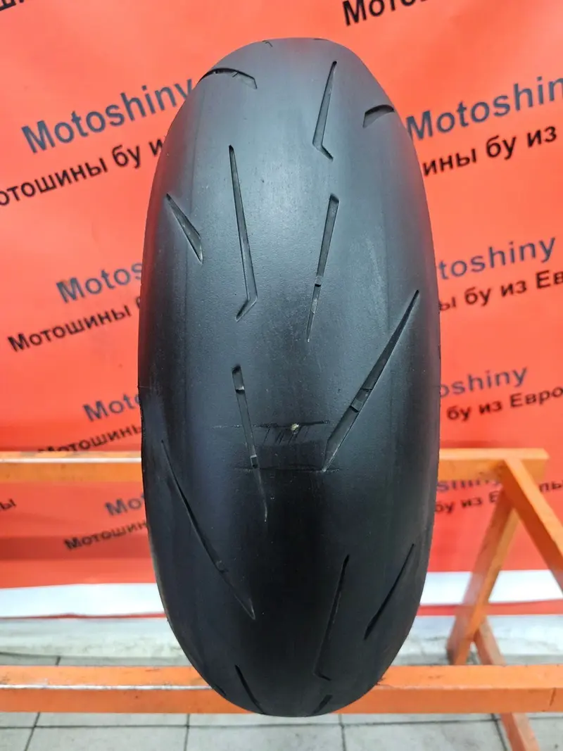 Мотошина б/у 180/60 R17 Pirelli Diablo Rosso 4 Corsa