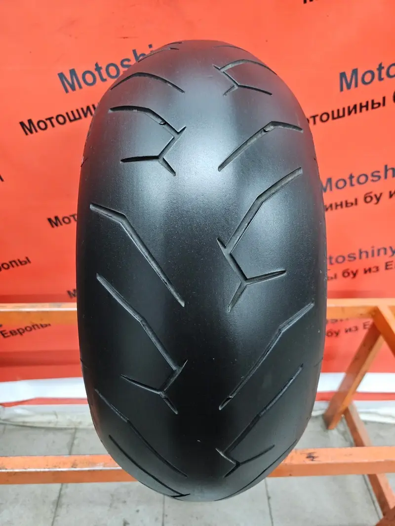 Мотошина б/у 240/45 R17 Pirelli Diablo Rosso 2