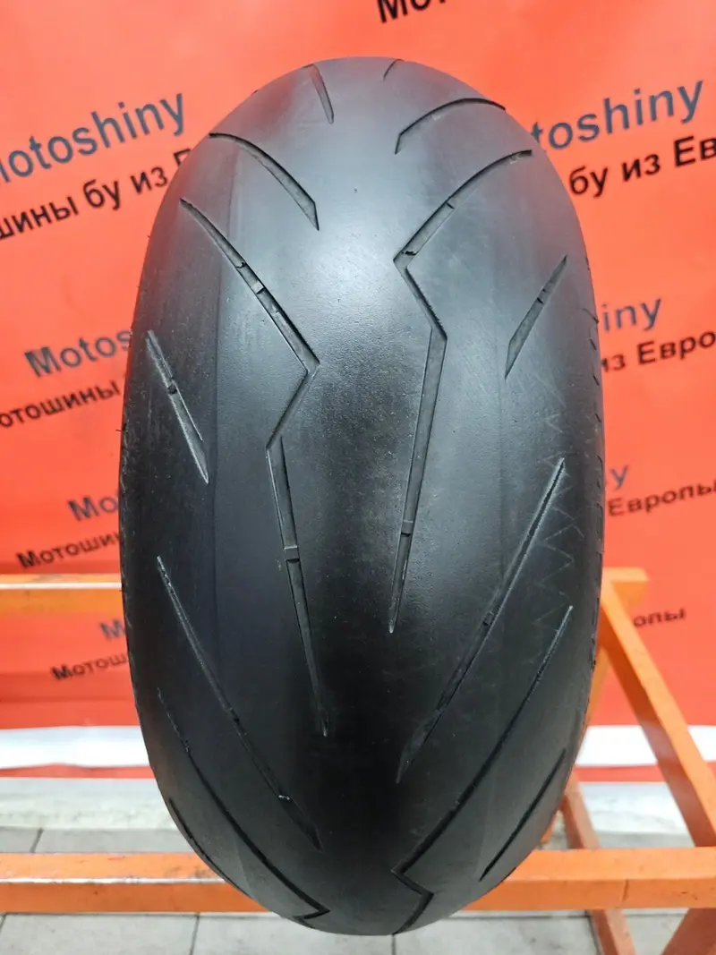 Мотошина б/у 240/45 R17 Pirelli Diablo Rosso 3