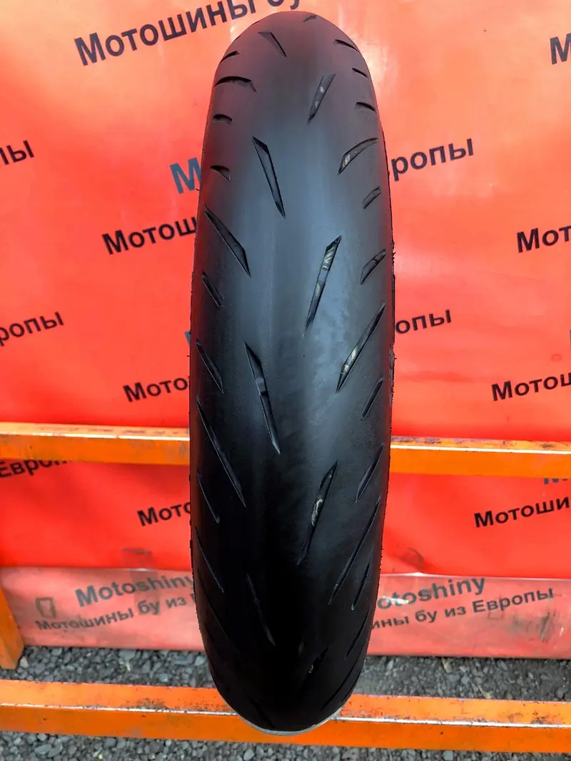 Мотошина б/у 120/70 R17 Bridgestone Battlax Hypersport S22