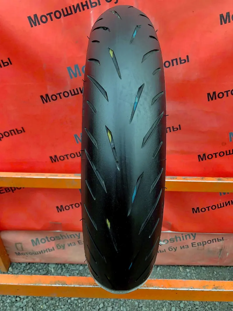Мотошина б/у 120/70 R17 Bridgestone Battlax Hypersport S22