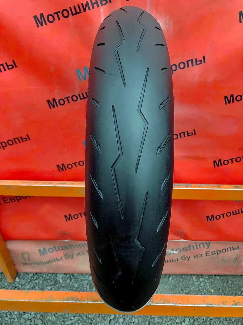 Мотошина б/у 120/70 R17 Pirelli Diablo Rosso 4