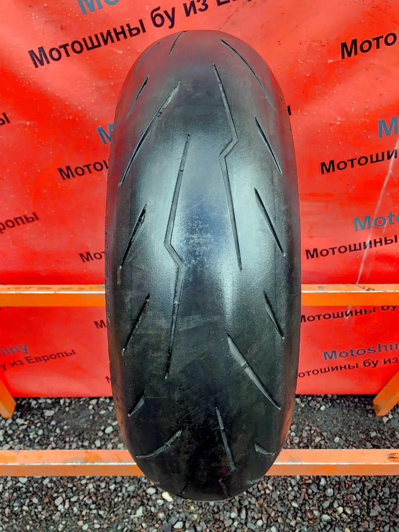 Мотошина б/у 180/60 R17 Pirelli Diablo Rosso 4