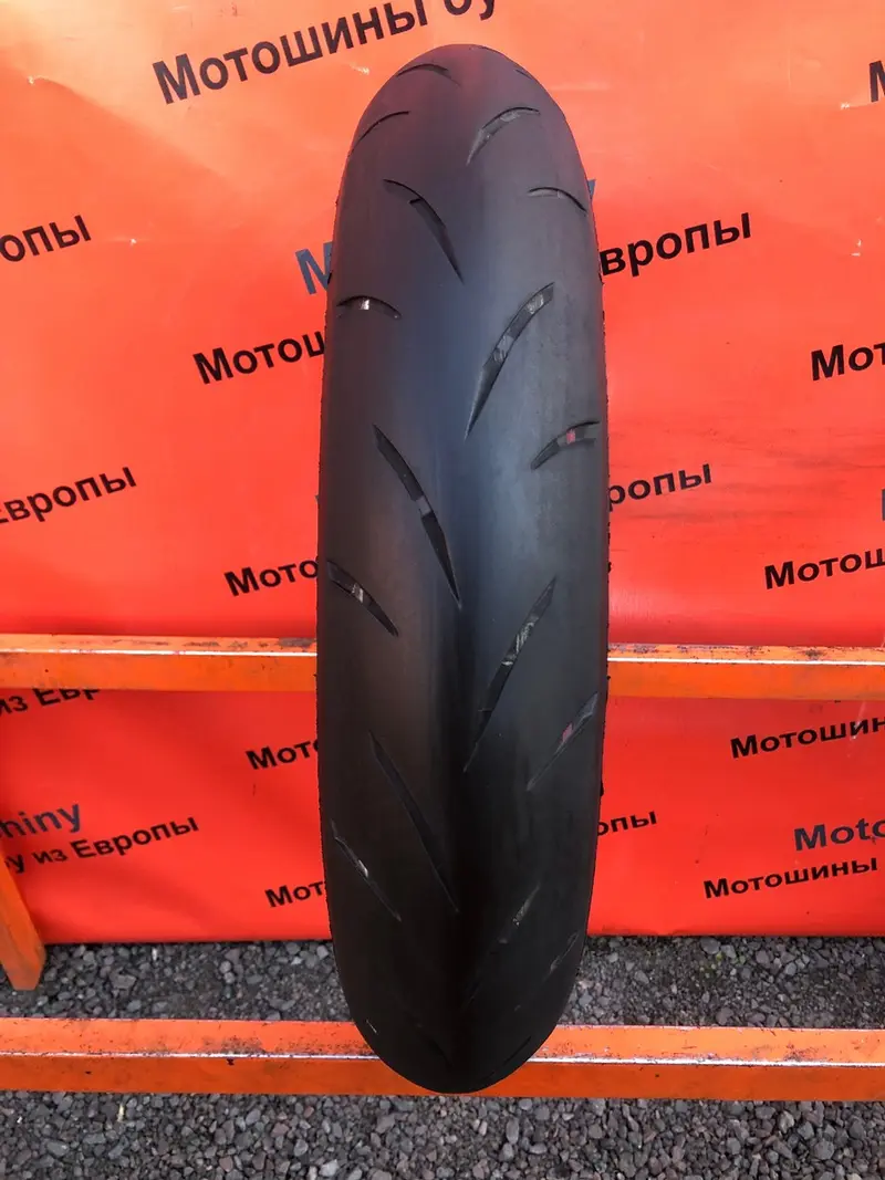 Мотошина б/у 120/70 R17 Bridgestone Battlax Hypersport S21