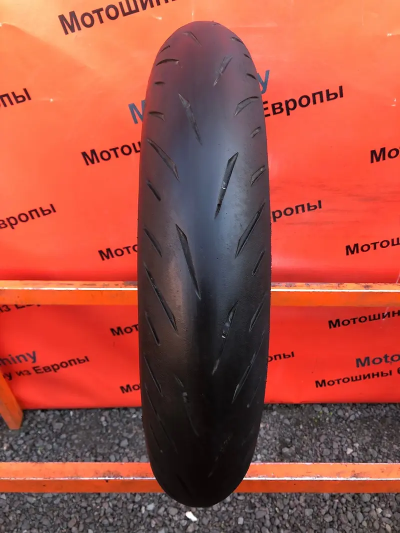 Мотошина б/у 120/70 R17 Bridgestone Battlax Hypersport S22