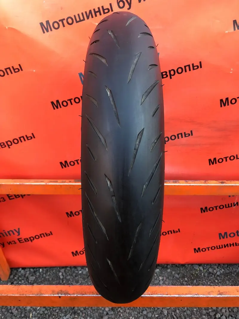 Мотошина б/у 120/70 R17 Bridgestone Battlax Hypersport S22