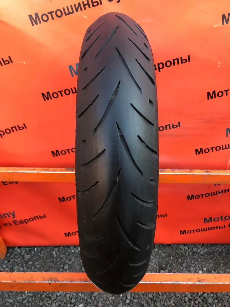 Мотошина б/у 120/70 R17 Bridgestone Battlax Sport Touring T31