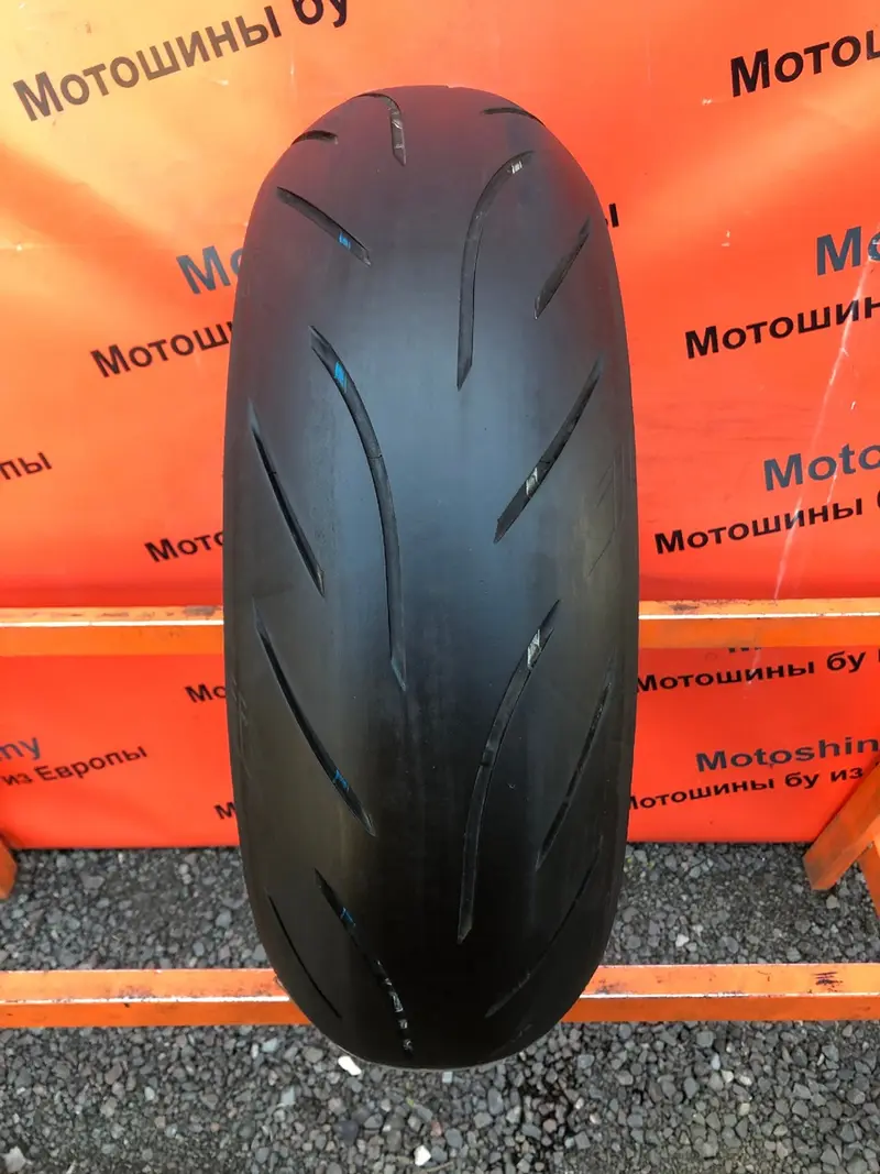 Мотошина б/у 180/55 R17 Bridgestone Battlax Hypersport S21